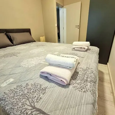 Apartment Rojal *