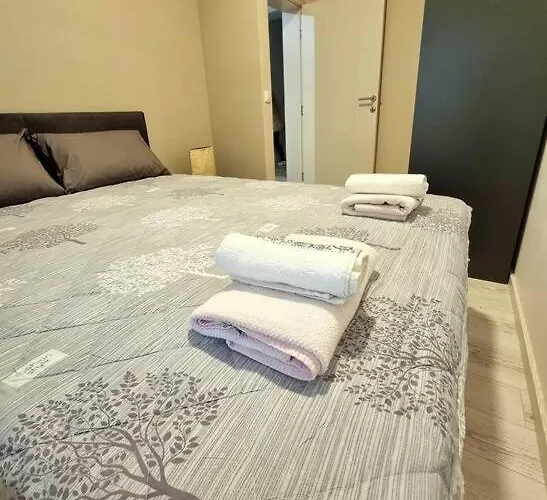 Apartament Rojal *